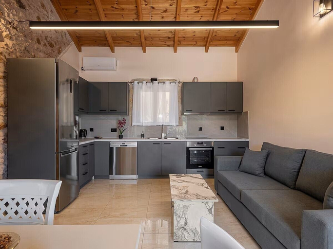 Interior 5, To Petrino Stone Mountain Retreat With Private Pool, Crete