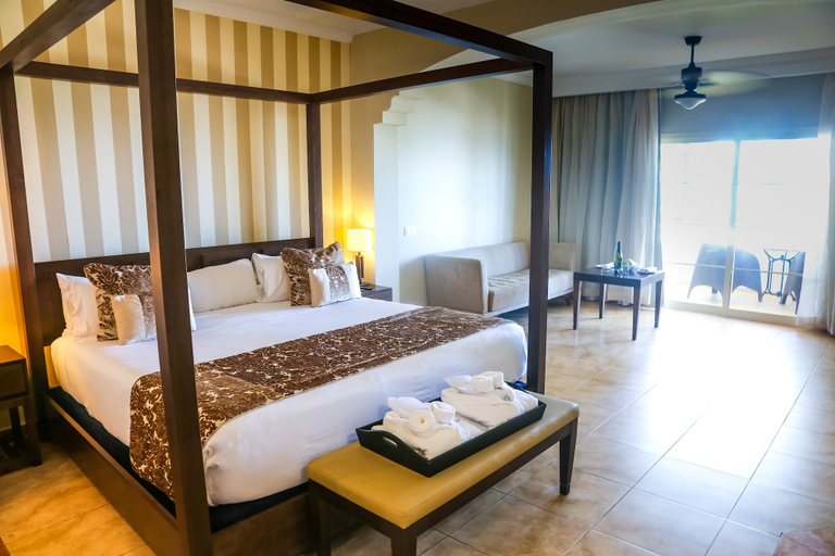 Bedroom 2, Majestic Colonial Punta Cana - All Inclusive, Salvaleon de Higuey
