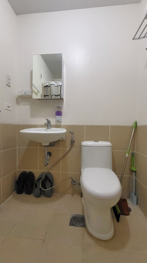 Bathroom 5, Sami's Cradle at The Celandine, Quezon City