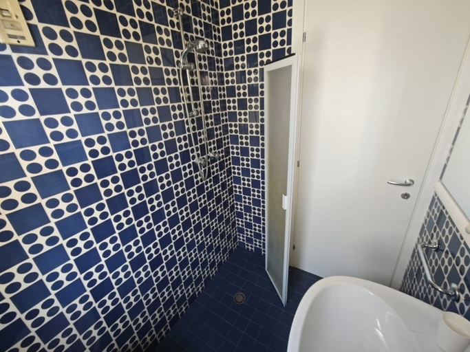 Bathroom 4, Apartment Near Beach and City Centre, Udine