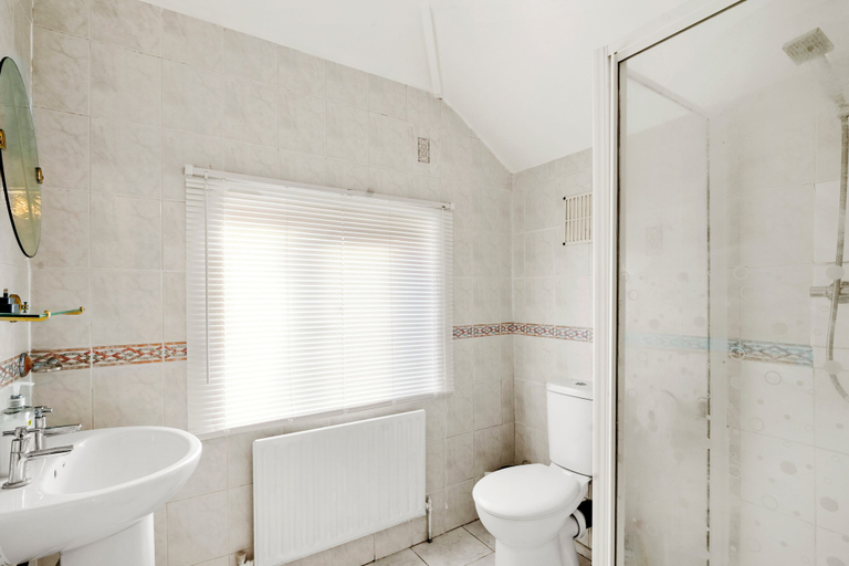 Bathroom 3, 3bed Cozy House Parking Wifi, London