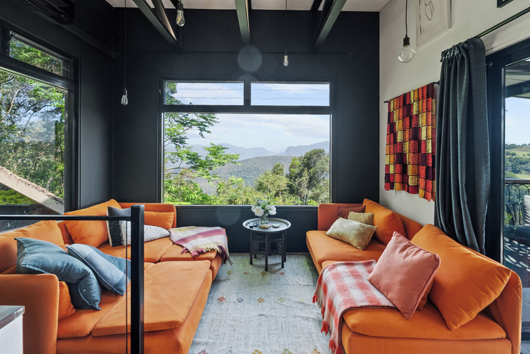 Primary image, Cabane Tiny Tree House, Tamborine Mountain