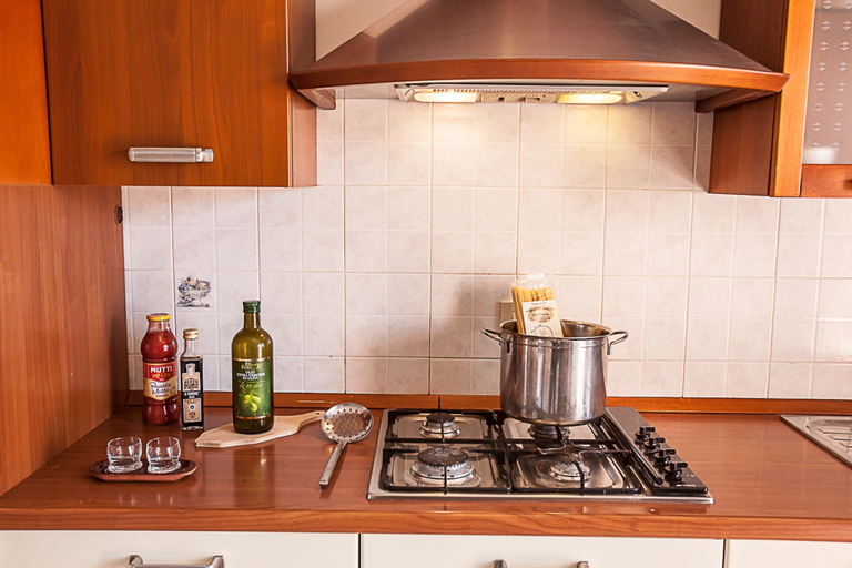 Interior 5, Seaside Happiness Flat and Shared Pool in Rosolina, Rovigo