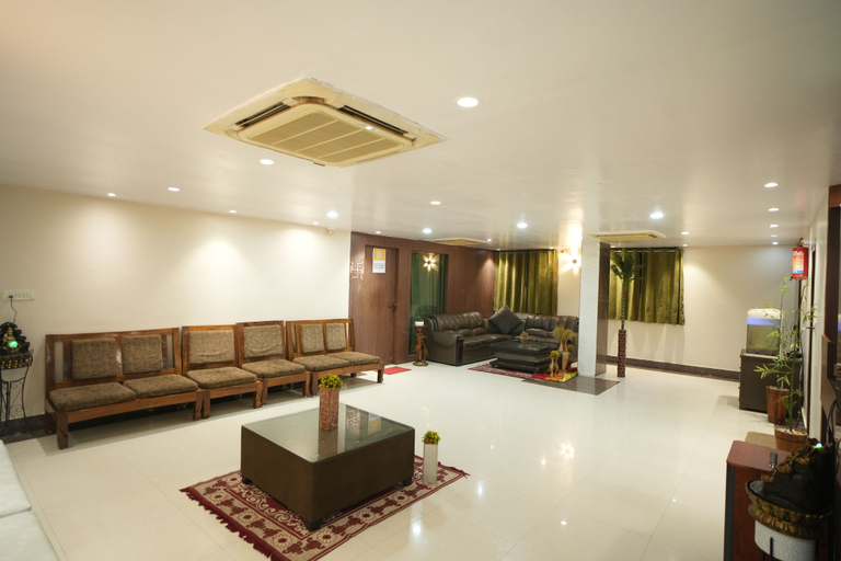 Lobby 5, Hotel Sapphire Inn, Deoghar
