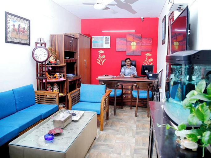 Others 4, Room-maplewood Guest House, Neeti Bagh,, Delhi