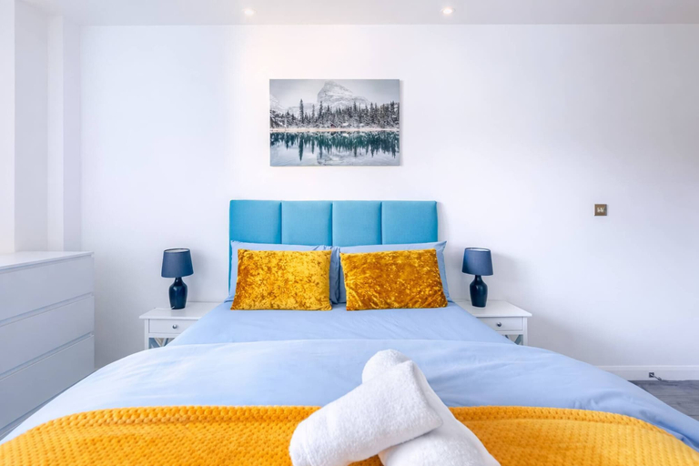 Room 5, Modern Leicester 1-bed Fast Wi-fi, Leicester
