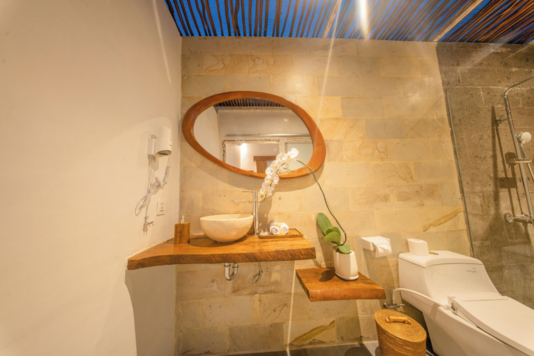 Bathroom 3, Lavanaa Nila-Luxury Resort, Klungkung