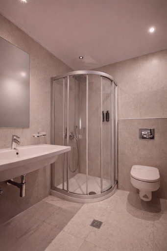 Bathroom, Hotel Rastoni - Helvetia, Central Macedonia