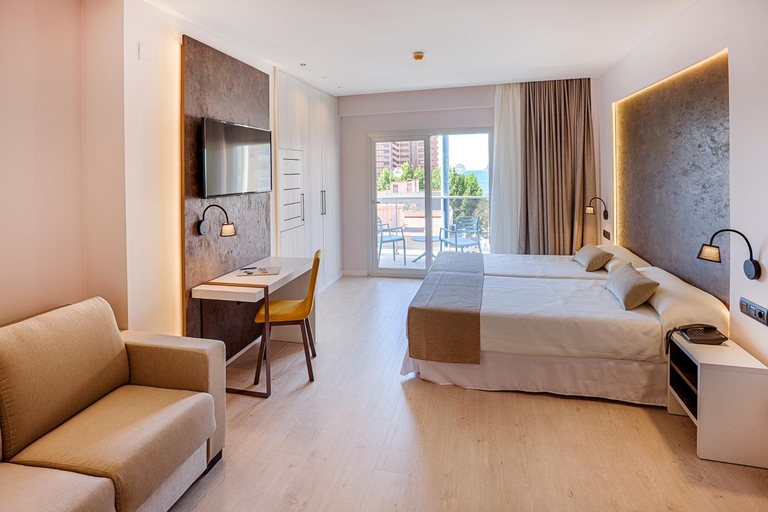 Bedroom 3, Benidorm Centre - Adults Only, Alicante