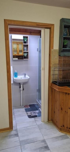 Bathroom 4, Anca on C With Seaview, Eden