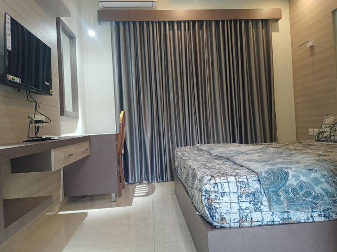 Bedroom 2, Central Abode Family Rooms, Idukki