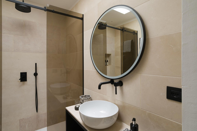 Room 5, Trullo Poggiostuni in Ostuni, Brindisi