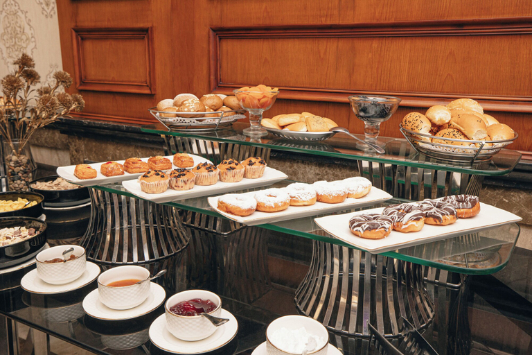 Food & Drinks 4, The Palace Hotel - Adults Only, Al-Muntazah