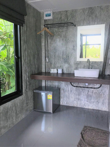 Bathroom 3, Baannok Plaina Homestay, Klaeng