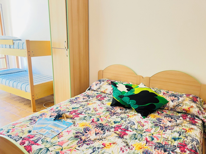 Others 5, Spacious Apartment With Large Balcony, Venezia