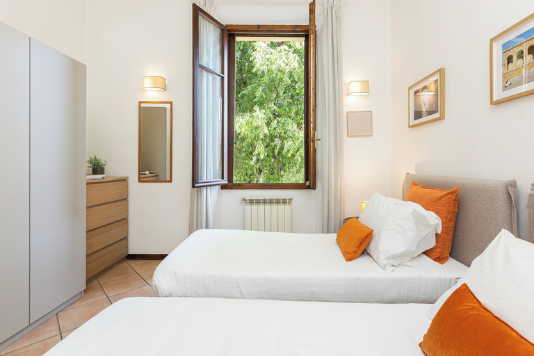 Room 5, Rental In Rome Rosselli Palace Apartment 2, Florence