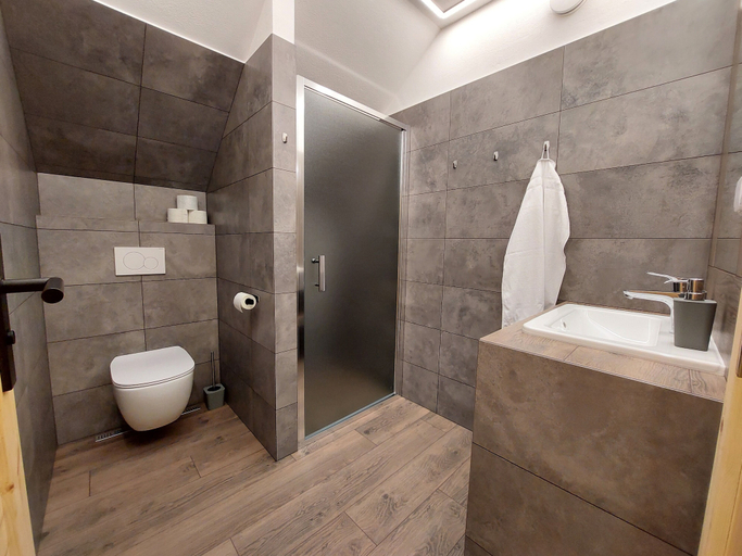 Bathroom 2, Chalets Hana, Liptovský Mikuláš