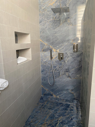 Bathroom 5, Room-exclusive Room "tramontana Room" -, Bari