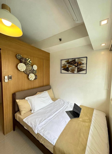 Room 2, Shell Residences Pasay Tower C Luxury Staycation in Mall of Asia, Pasay City