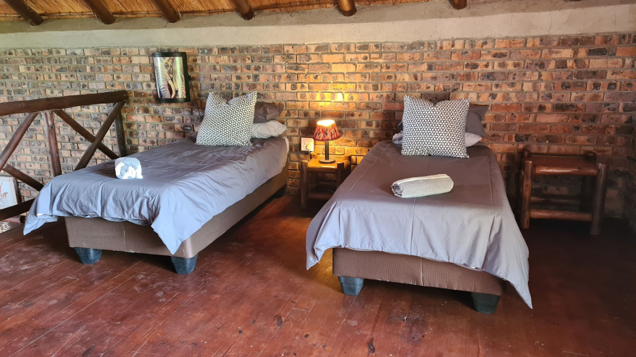 Bedroom 3, Umvangazi Rest - Enjoy a Relaxing, Rejuvenating and Peaceful Setting in the Bush, Ehlanzeni