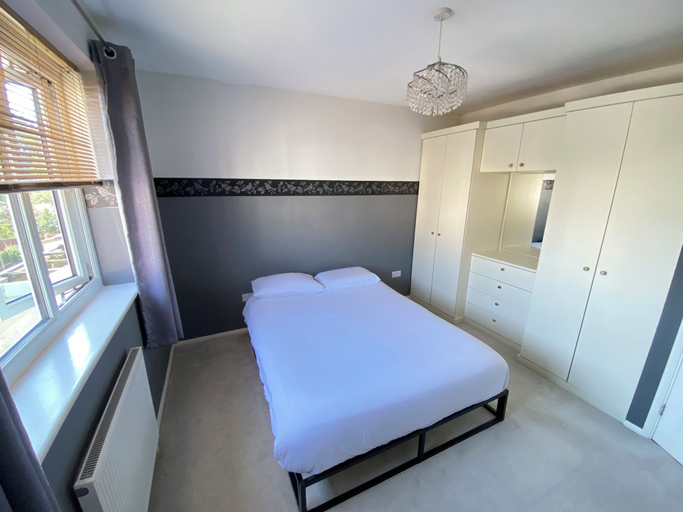Room 4, The Fern Two Bedroom Escape, London