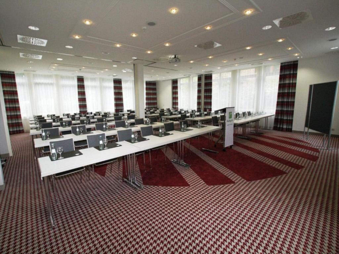 Facilities 5, 2 person holiday park home in Neu-Isenburg, Offenbach