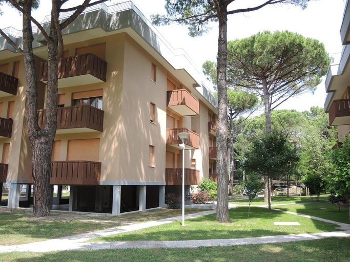 Exterior 3, Relaxing Flat With Balcony in Bibione Pineda, Venezia
