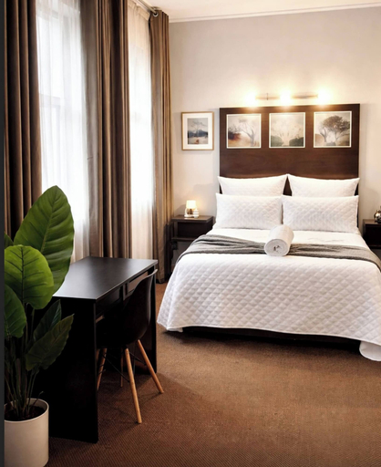 Primary image, Mapungubwe's Diamond Hotel, City of Johannesburg