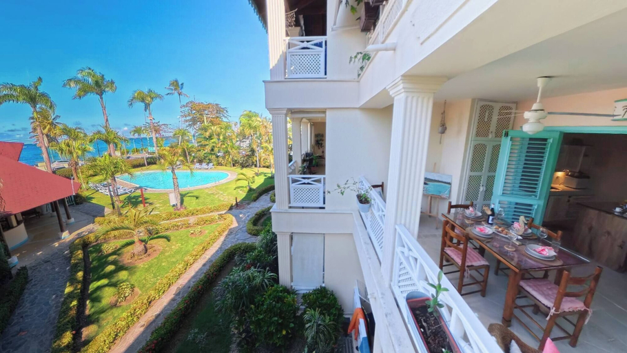 Pool 2, 2BR Beachfront Apt Las Terrenas - La Dolce Vita 9, Las Terrenas