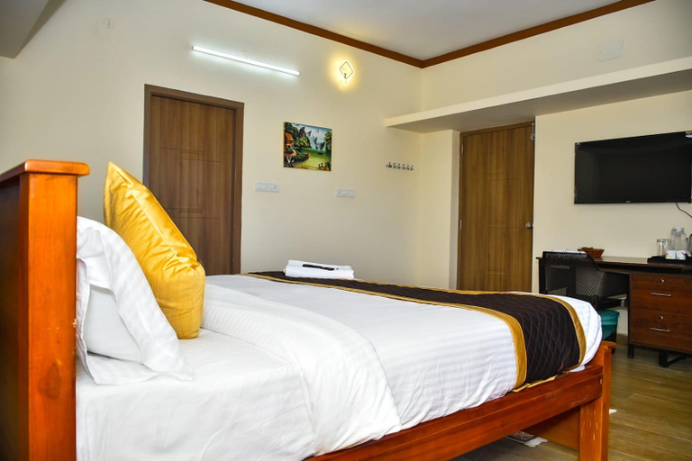 Bedroom 3, Vibe Inn Kodai Luxe, Dindigul