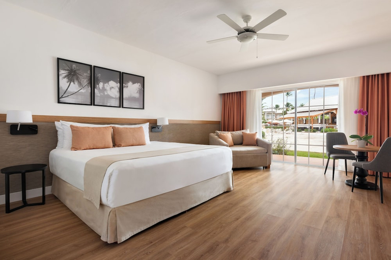 Others 3, Sunscape Coco Punta Cana, Salvaleon de Higuey