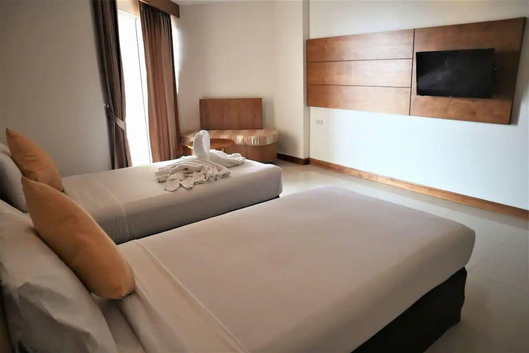 Bedroom 4, Welcome Jomtien Beach Hotel, Pattaya