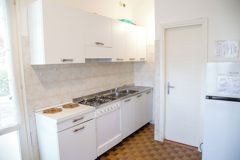 Interior 3, Apartment in Pine Forest Near the Beach, Venezia