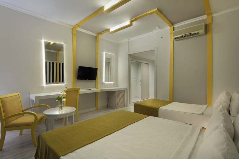 Bedroom 4, Grand Ring Hotel, Kemer