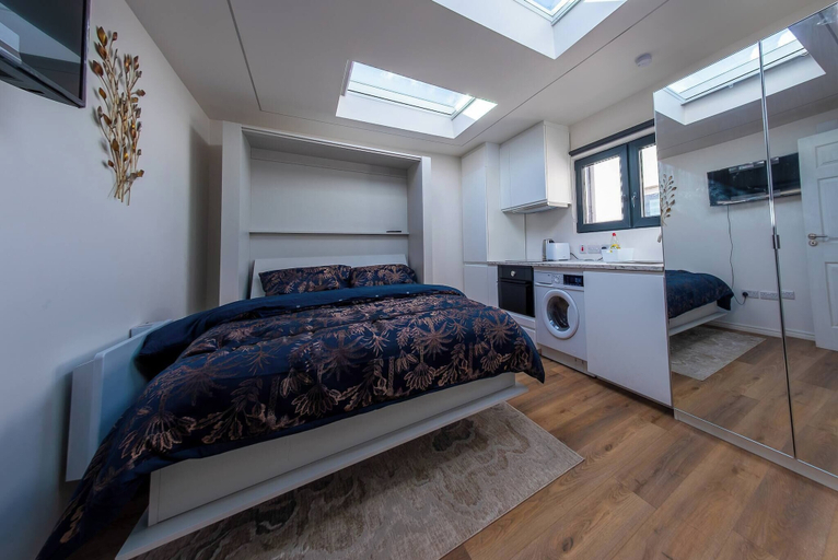 Room 2, A Cozy Studio Apartment, Dublin