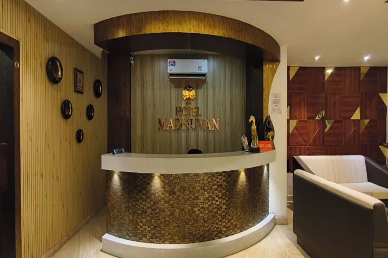 Others 5, Hotel Madhuvan, Dhanbad