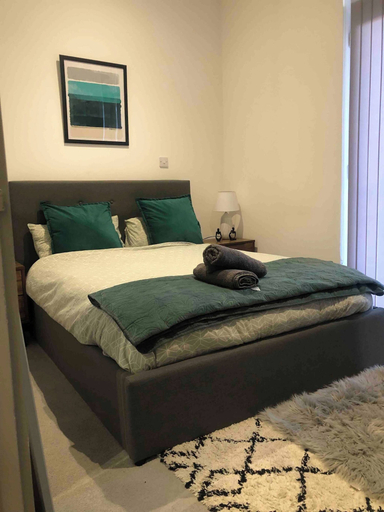Room 3, Home Away From Home1, Dudley