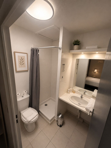 Bathroom 3, Hôtel Restaurant Les Jasses de Camargue, Gard