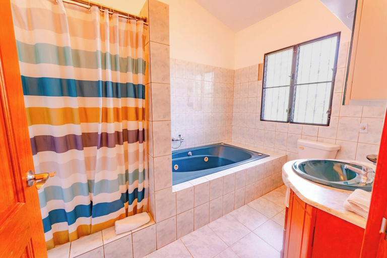 Bathroom 3, 2BR 2bth w King Size BED & Private Pool in Sosua, Sosua