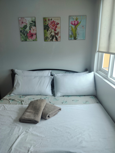 Room 4, City View Condo in Quezon City Perfect Staycation, Quezon City