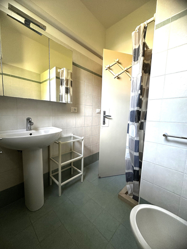 Bathroom 2, Relaxing Villa With Garden Surrounded by Nature, Venezia