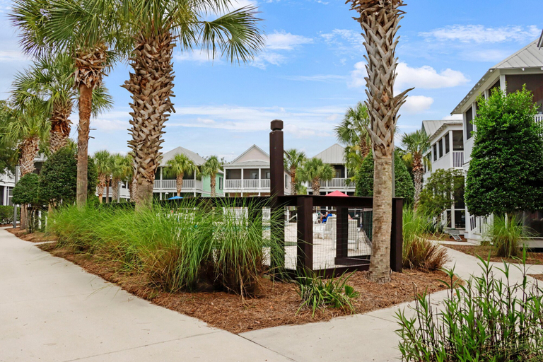 Property grounds 5, Barefoot Cottage B28, Gulf