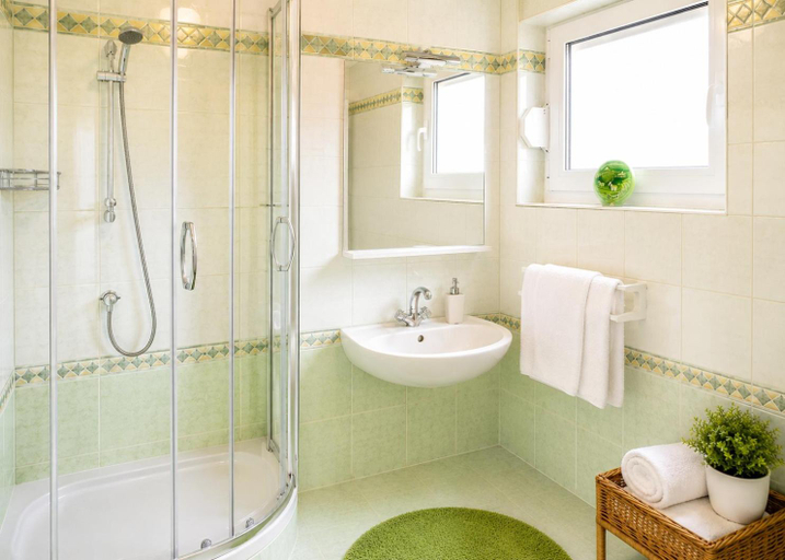 Bathroom 3, Apartments Tonci and Iris, Primošten