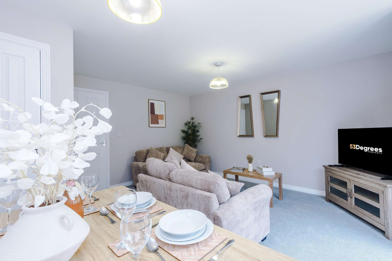 Room 3, Spacious 3 Bed in Northwich Perfect for Groups, Cheshire West and Chester