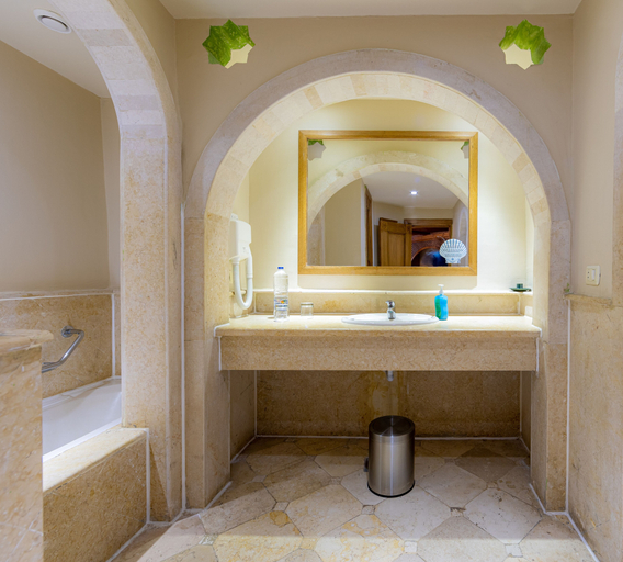Bathroom, Makadi Palace - Couples and Families Only - All inclusive, Safaja