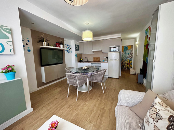Living area 3, Delicious Los Cristianos,achacay,2bdr & 2bathr Beach Close Wifi Free, Santa Cruz de Tenerife