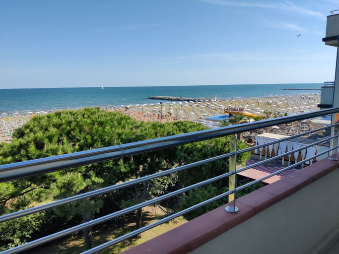 Balcony 3, Cozy Accommodation With sea View Terrace, Venezia