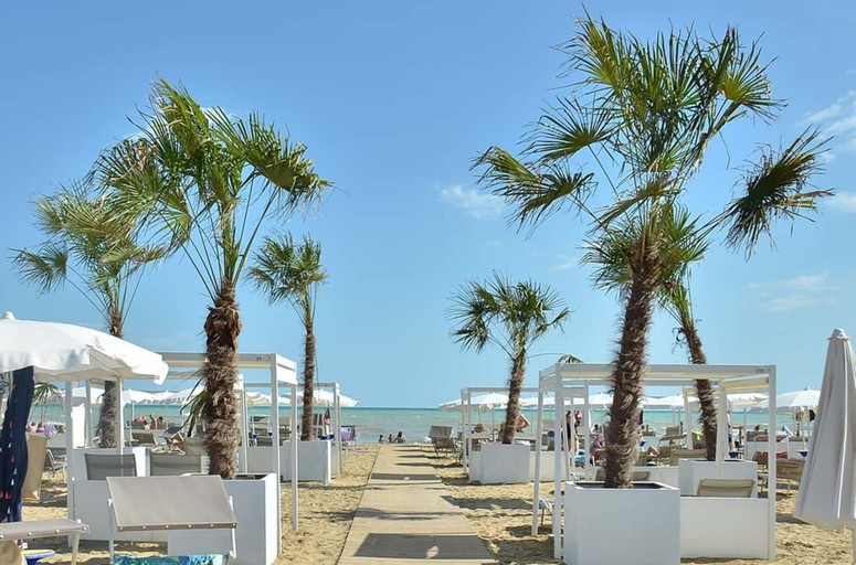 Beach 4, Homely Bright Flat on the Shores of Bibione, Venezia