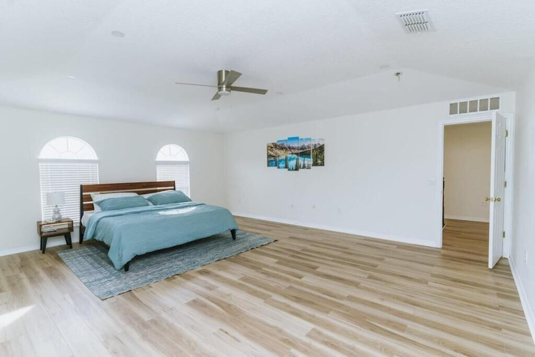 Room 5, 4 BR Palmcoast, Flagler
