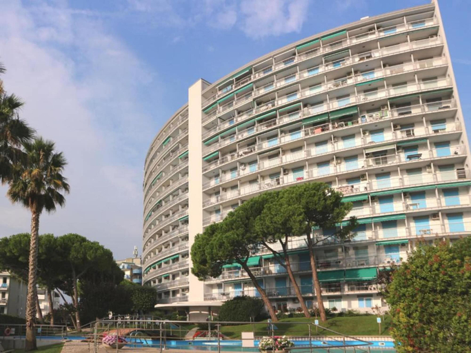Exterior 3, Convenient Beachside Studio With Pool, Udine